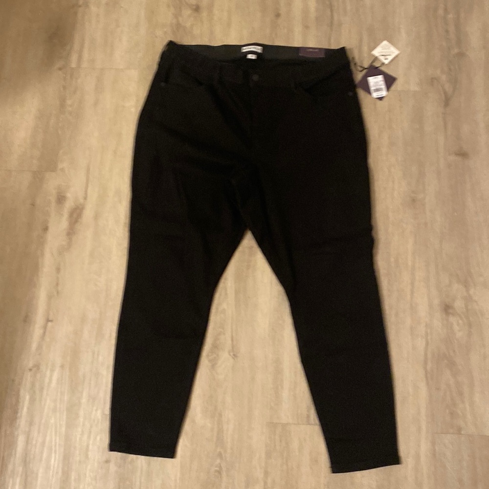 Black Comfort Waist Skinny Jeans